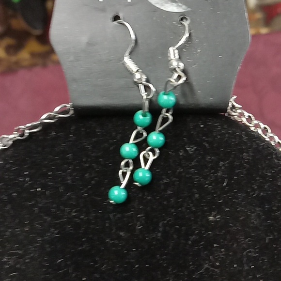 Necklace set - Picture 3 of 3